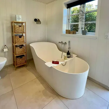 Original Wooden Summer House With Sea View *