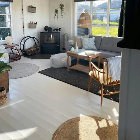 Original Wooden Summer House With Sea View * Allingabro