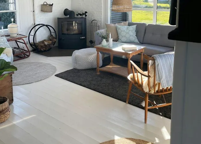 Original Wooden Summer House With Sea View * Allingåbro