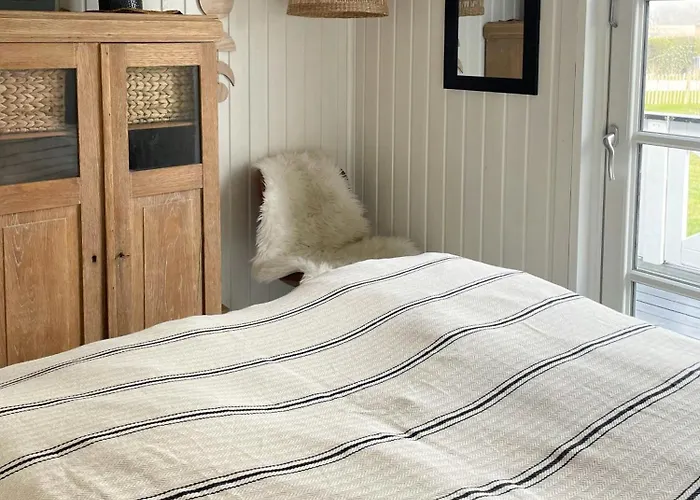 Original Wooden Summer House With Sea View