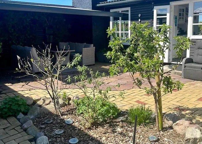 Original Wooden Summer House With Sea View Σπίτι διακοπών Allingåbro